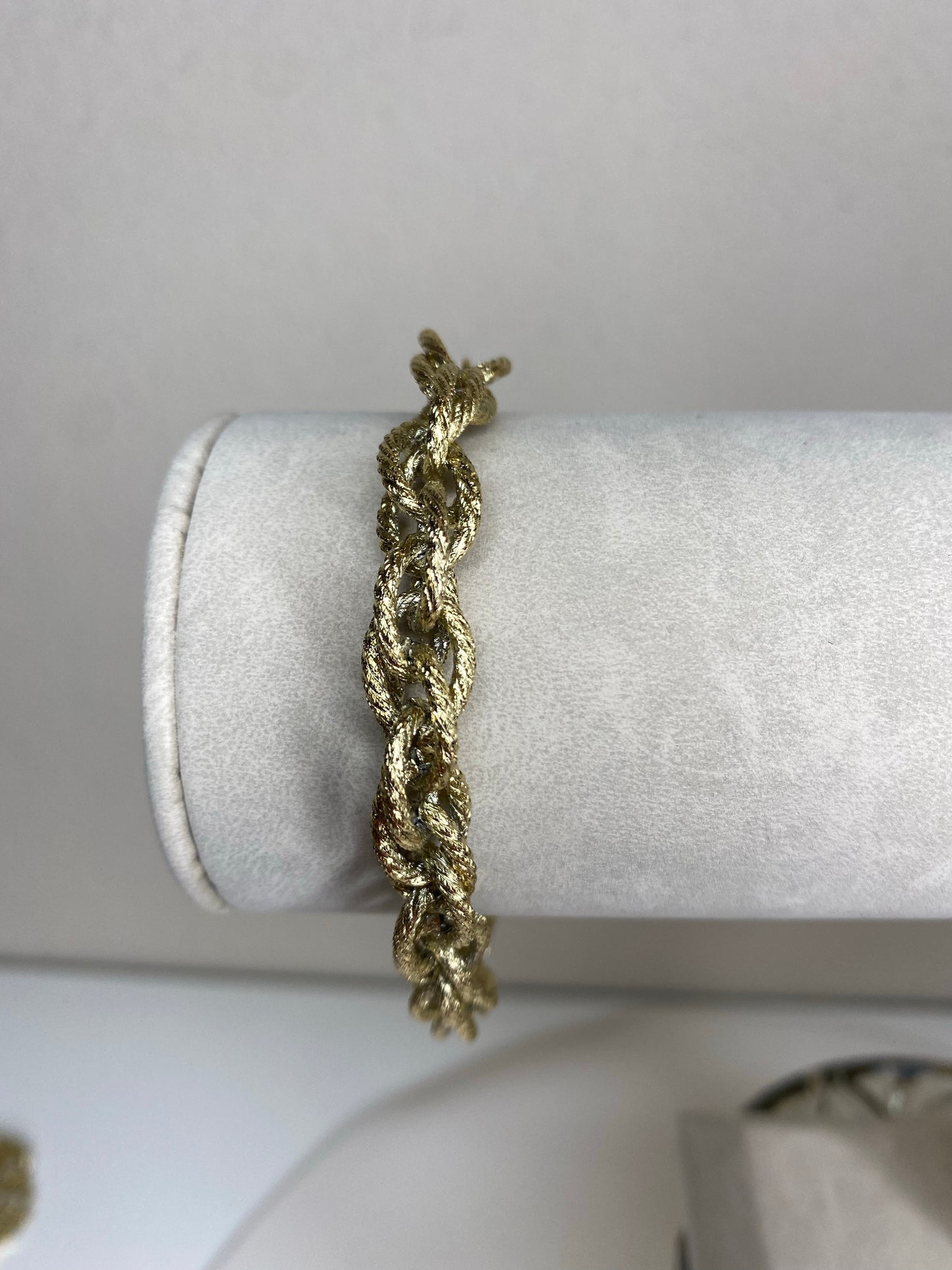 Twist armband